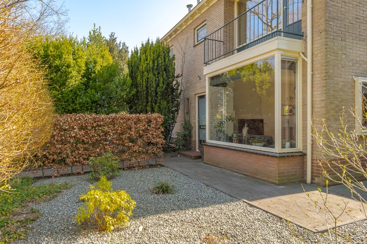 Foto 10 van van Bergenstraat 56