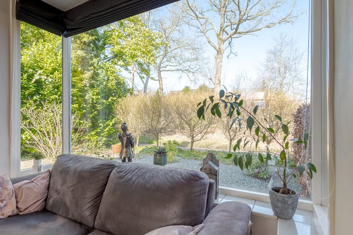 Foto 15 van van Bergenstraat 56