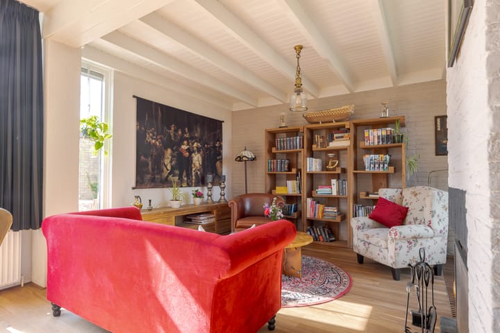 Foto 20 van van Bergenstraat 56