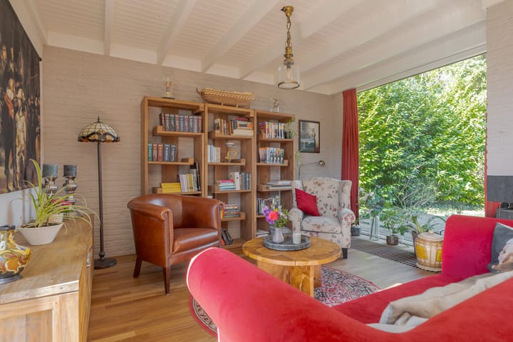 Foto 21 van van Bergenstraat 56