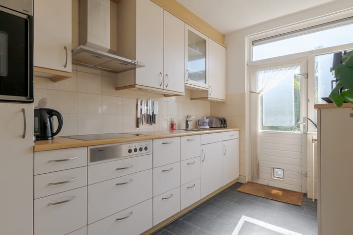 Foto 24 van van Bergenstraat 56