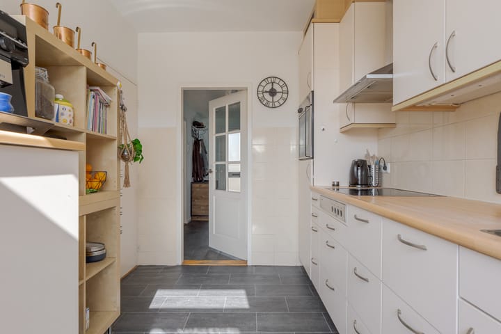 Foto 26 van van Bergenstraat 56