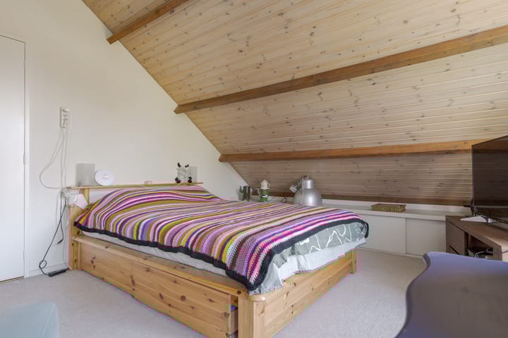 Foto 44 van van Bergenstraat 56