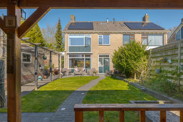 Foto 46 van van Bergenstraat 56