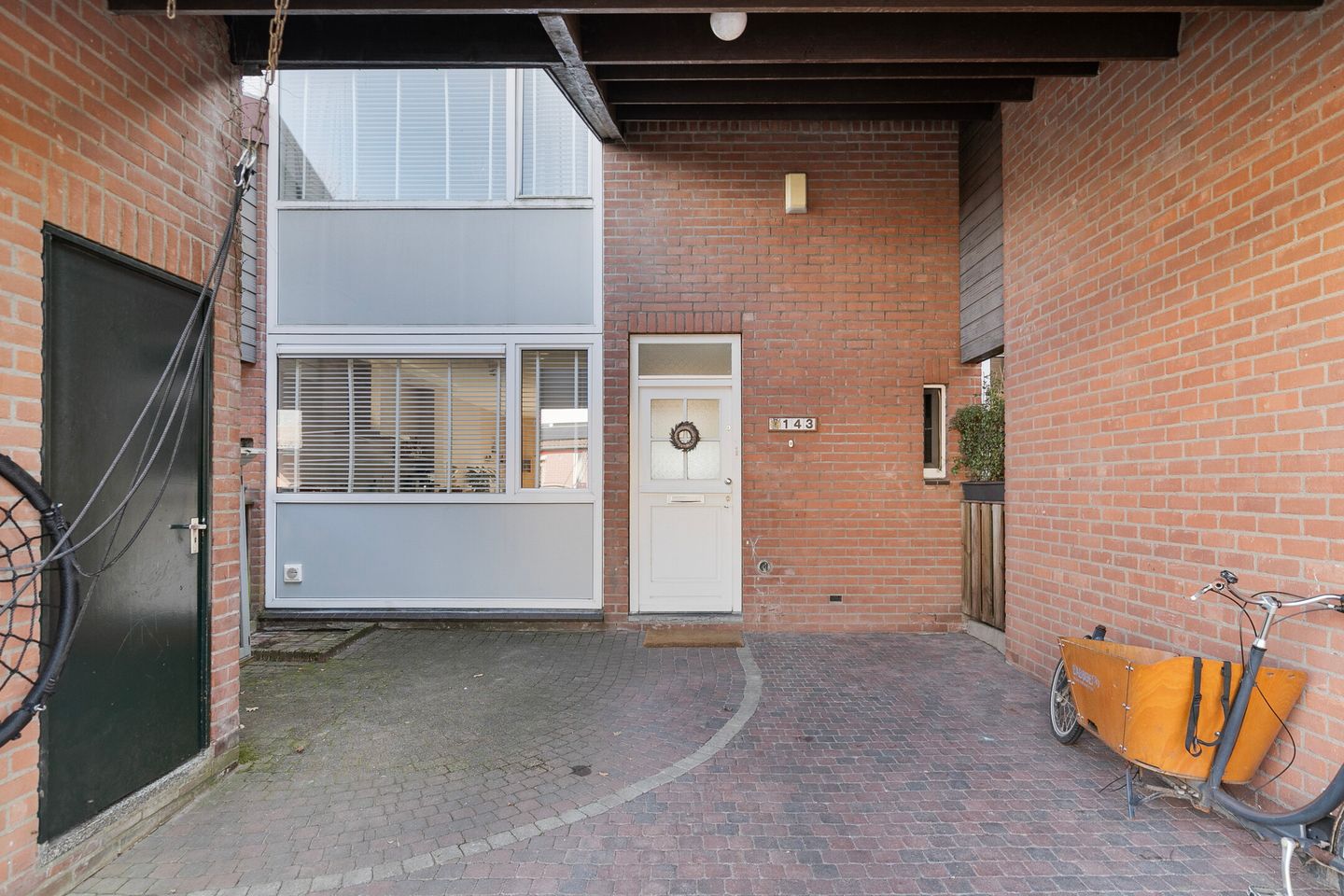 Foto 4 van Apollo 143