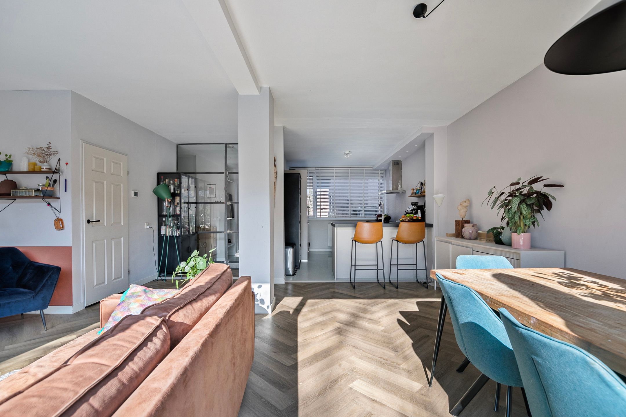 Foto 12 van Apollo 143