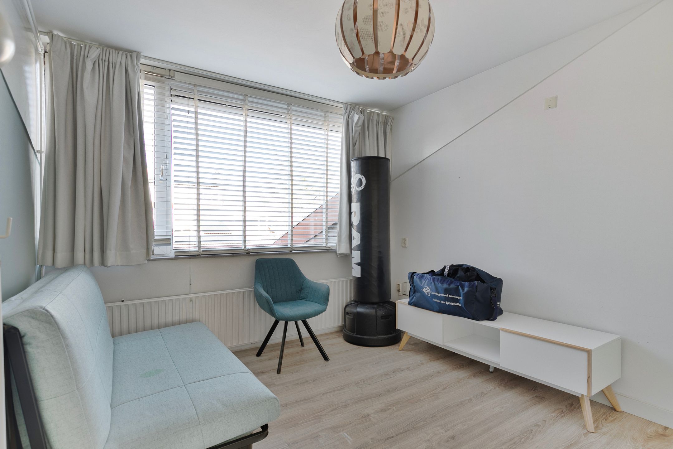 Foto 24 van Apollo 143