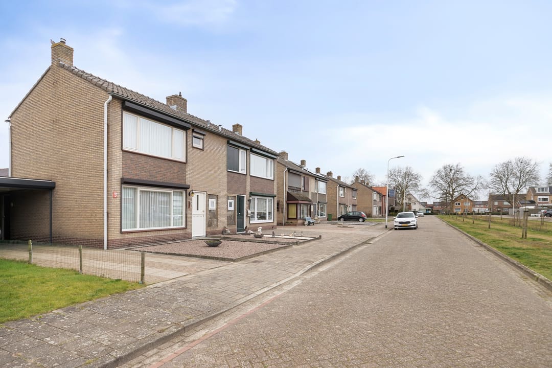 Foto 2 van de Ruyterlaan 19