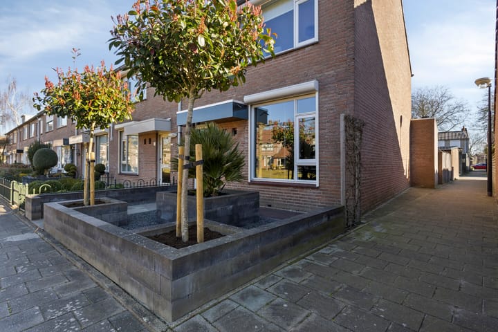 Photo 25 of Orion 27