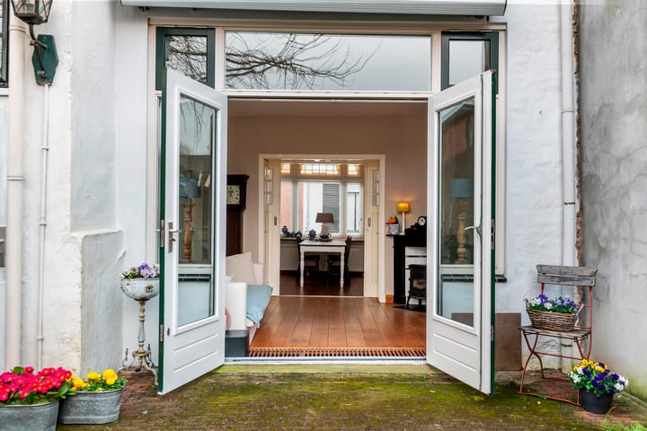 Foto 28 van Rodeheldenstraat 26