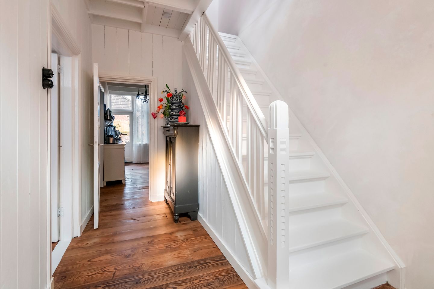 Foto 44 van Rodeheldenstraat 26