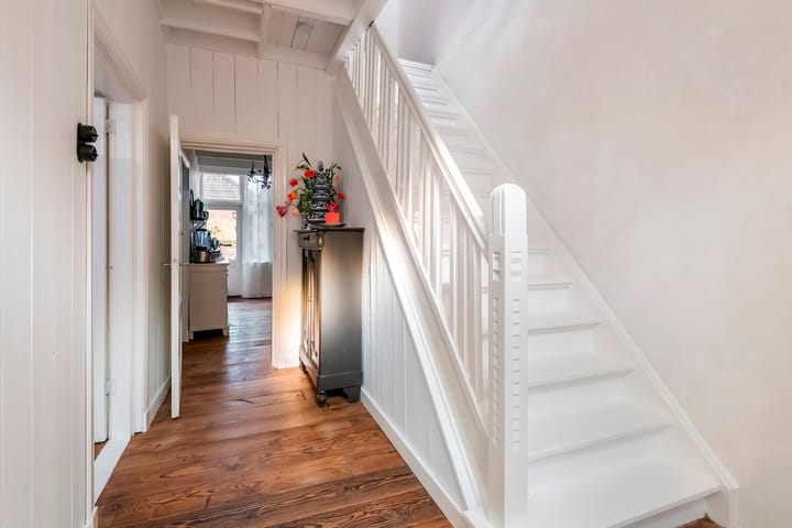 Foto 44 van Rodeheldenstraat 26