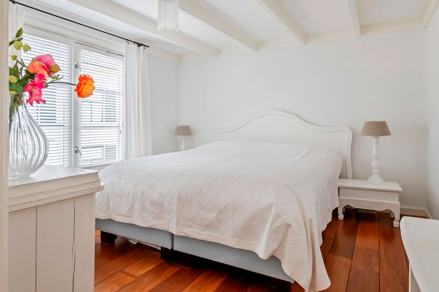 Foto 49 van Rodeheldenstraat 26