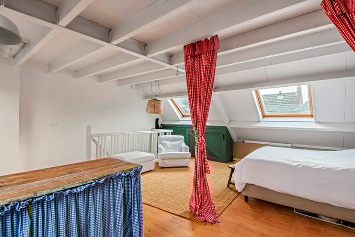 Foto 62 van Rodeheldenstraat 26