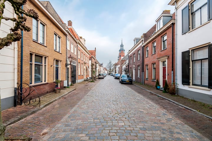 Foto 67 van Rodeheldenstraat 26