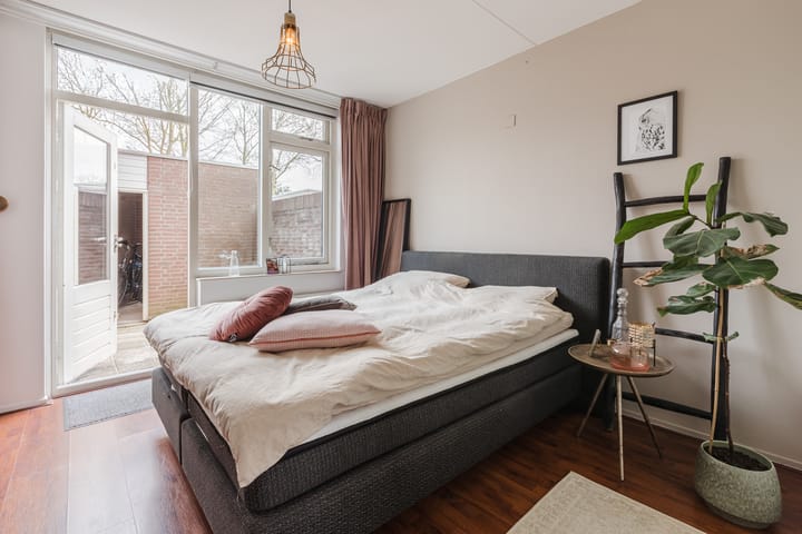 Foto 2 van Bereklauw 99