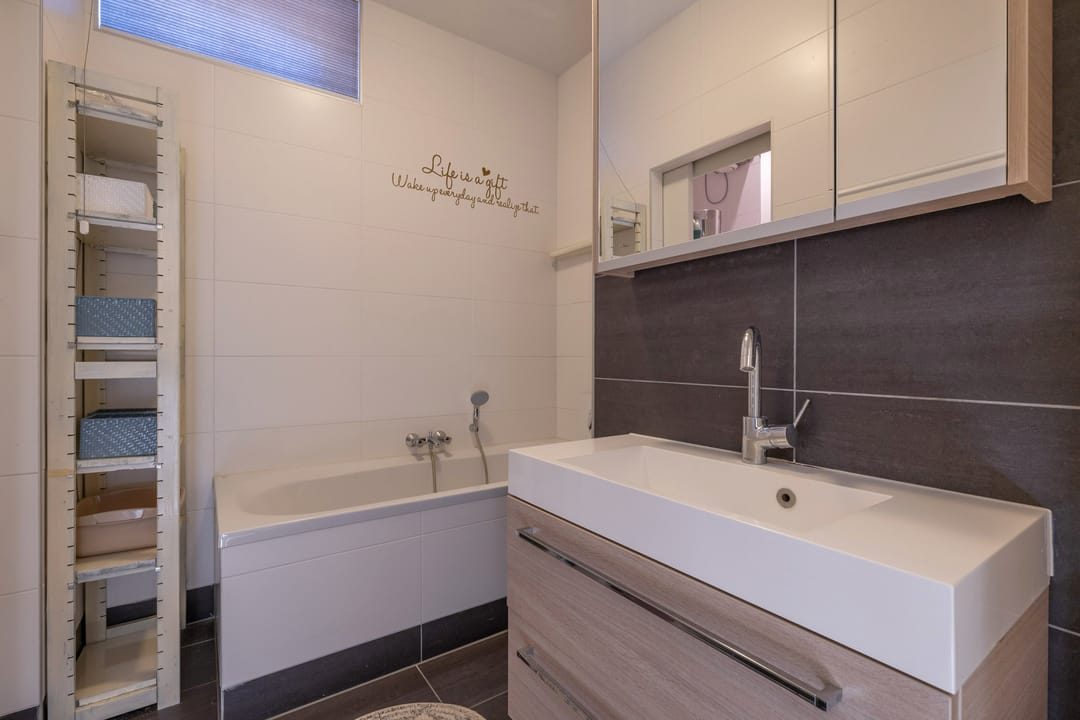 Photo 17 of Secretarislaan 12-A