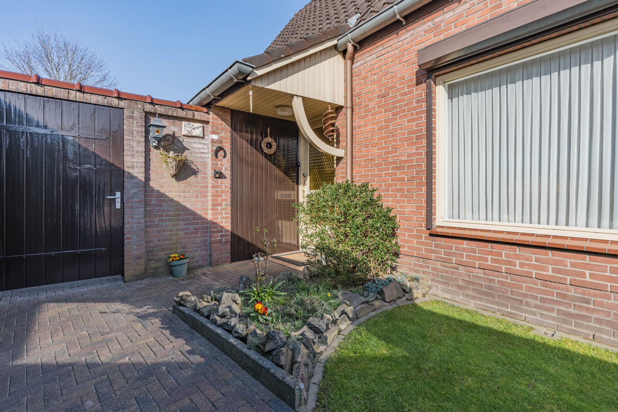 Photo 3 of Veerstraat 39