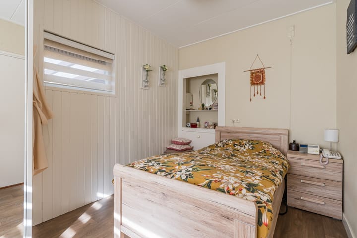 Photo 19 of Veerstraat 39