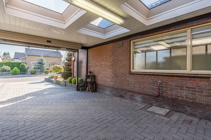 Photo 41 of Veerstraat 39