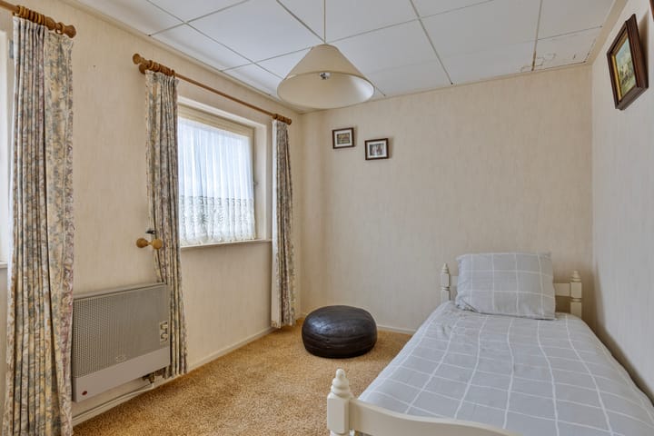 Photo 16 of Rugstraat 26