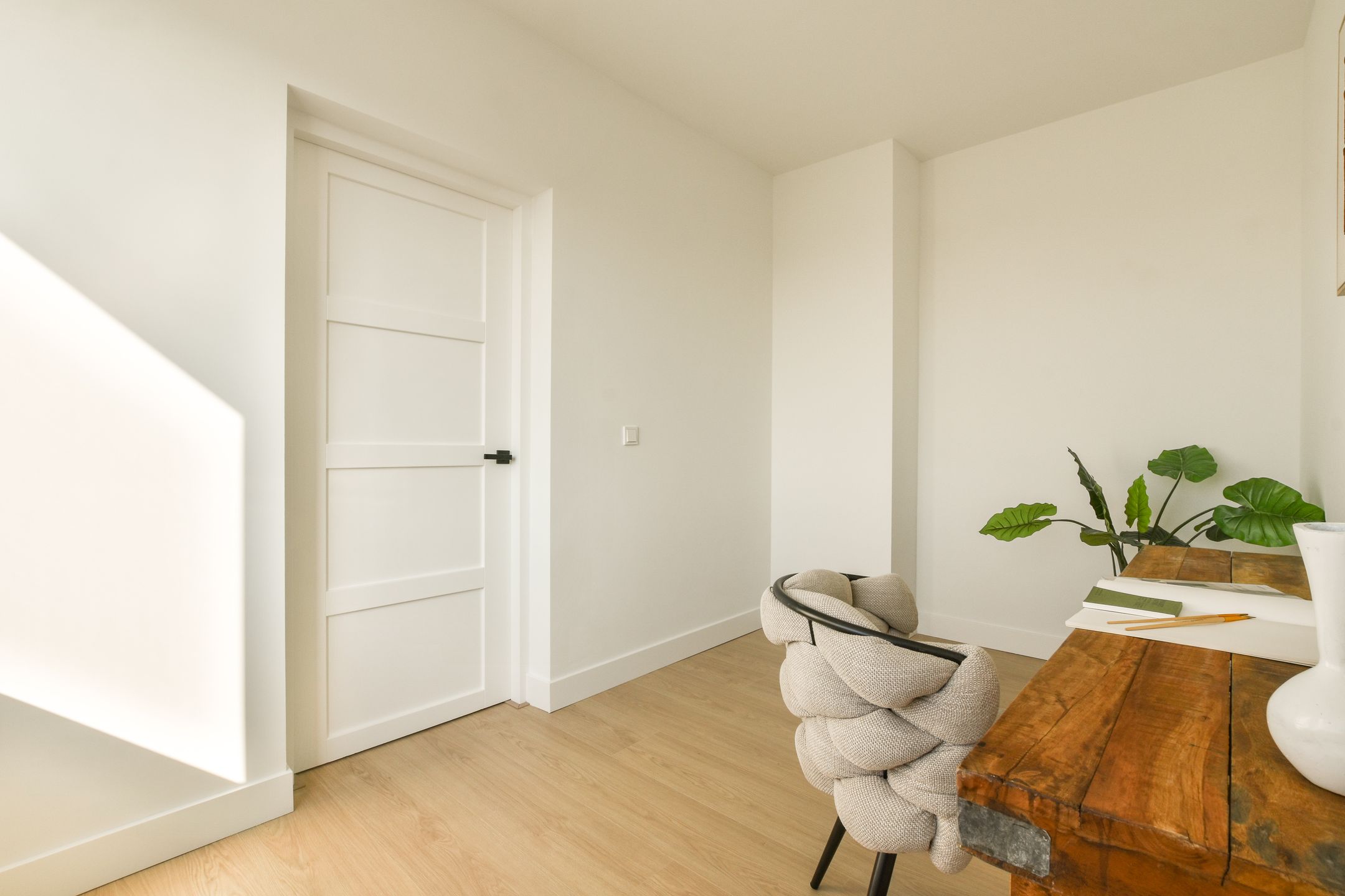 Foto 18 van Van Nijenrodeweg 251