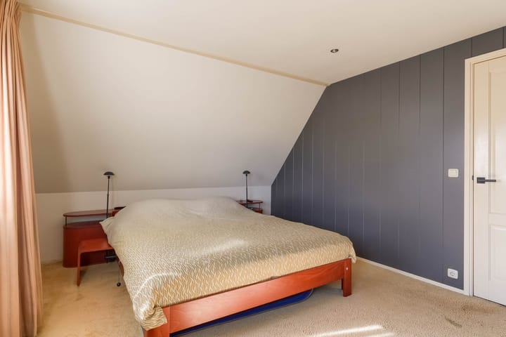 Photo 32 of Spade 19