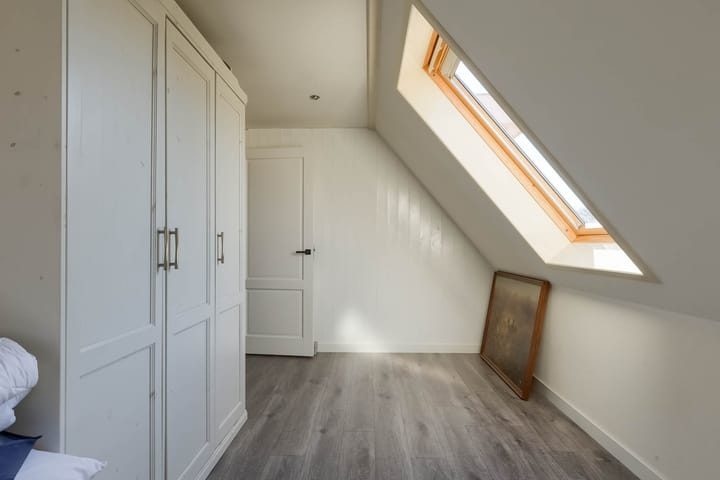 Photo 39 of Spade 19