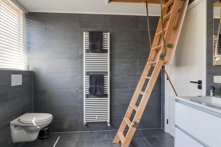 Photo 43 of Spade 19