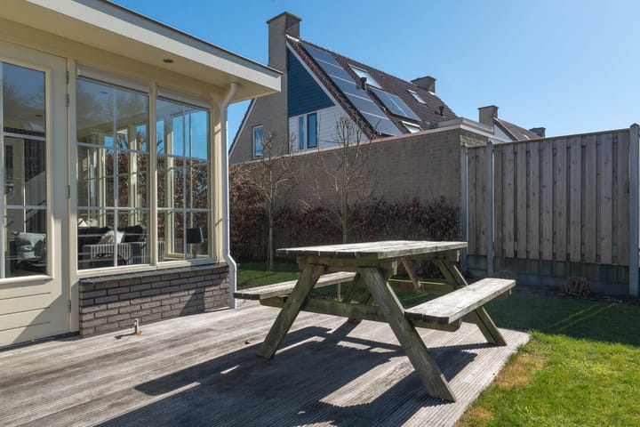 Photo 49 of Spade 19