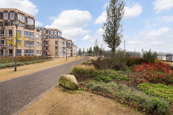 Foto 14 van IJsselkade 14