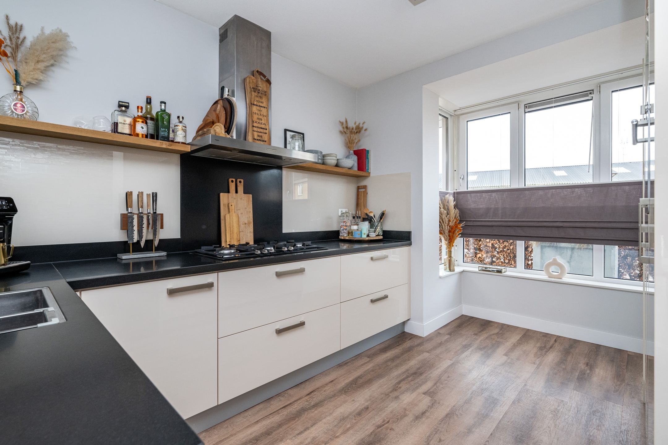 Foto 12 van Molenplein 18