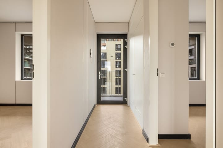 Foto 4 van Mies van der Rohestraat 263