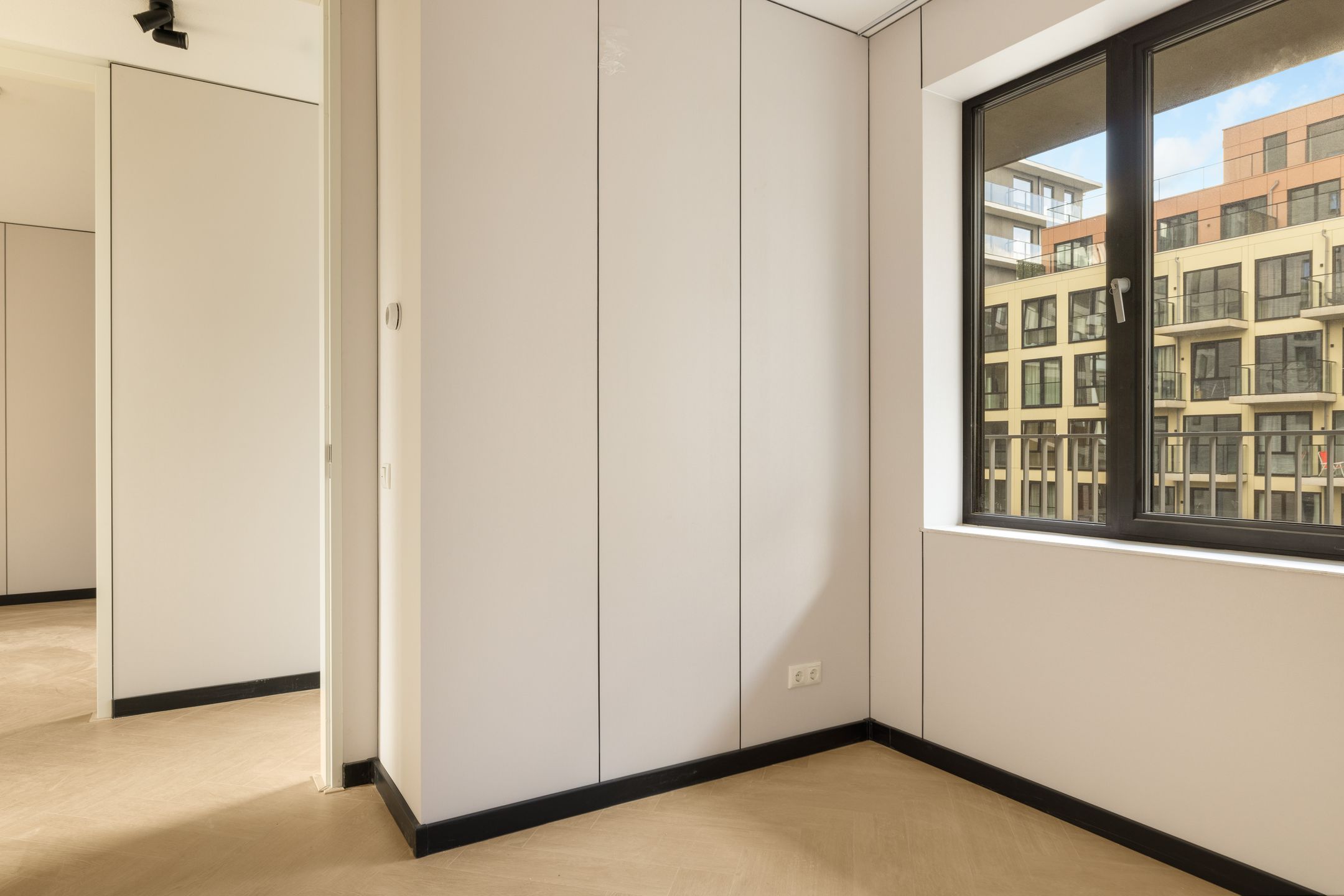 Foto 9 van Mies van der Rohestraat 263