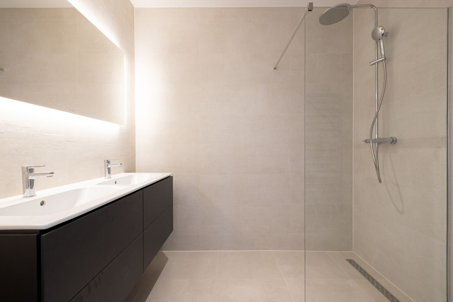 Foto 4 van Niemeyerstraat 85