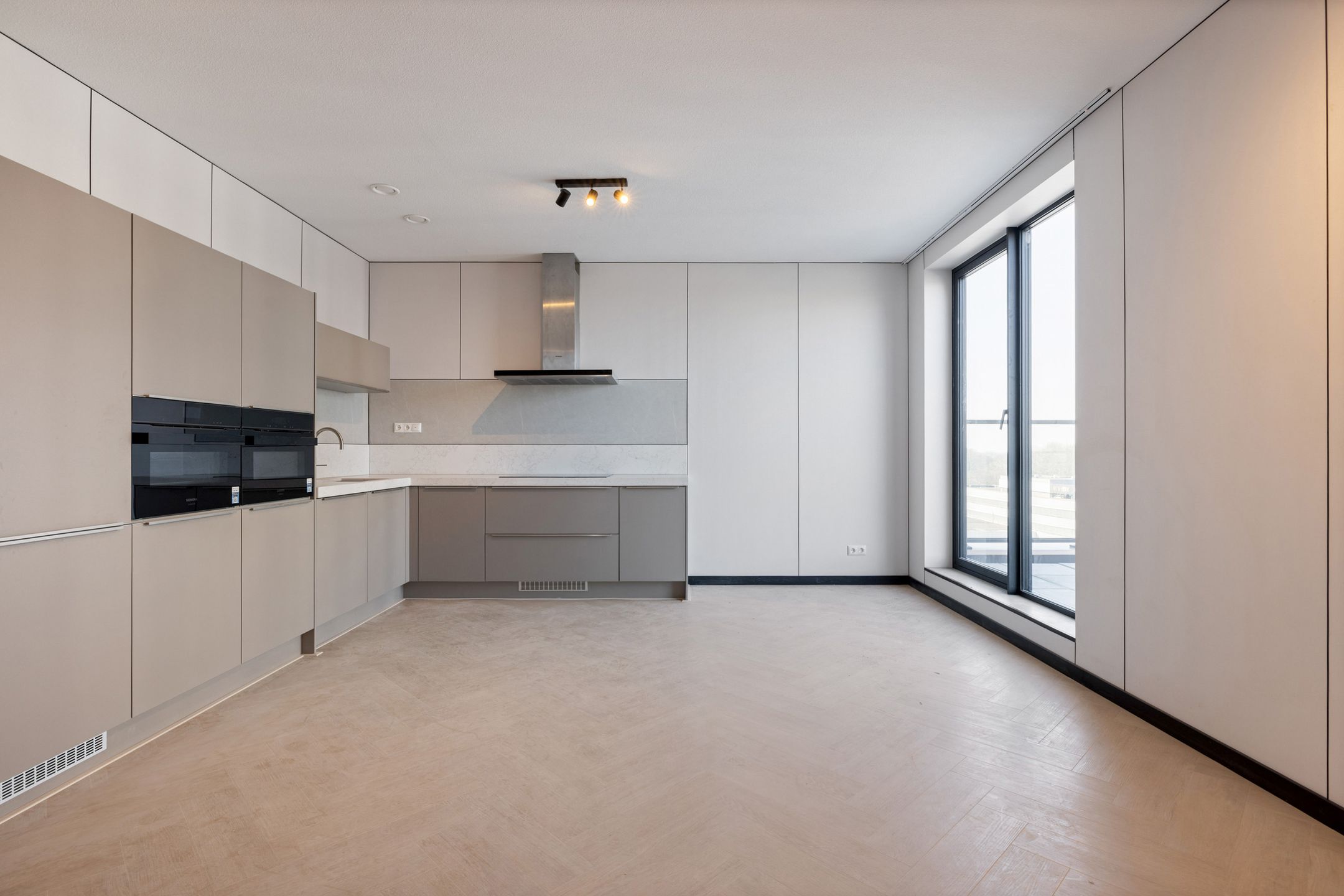 Foto 15 van Niemeyerstraat 85