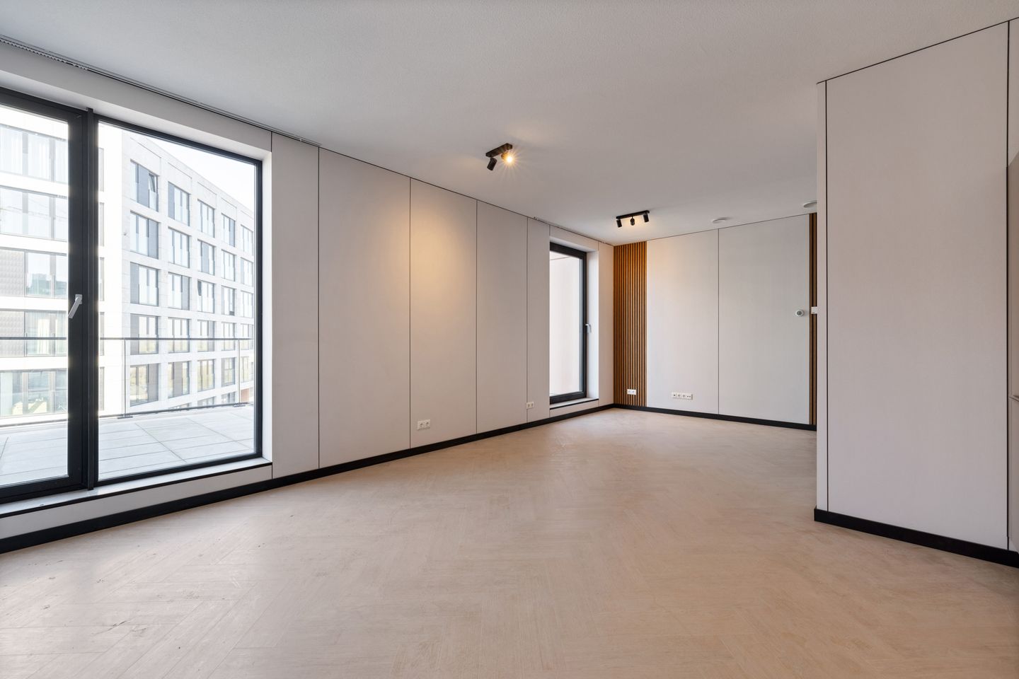 Foto 19 van Niemeyerstraat 85