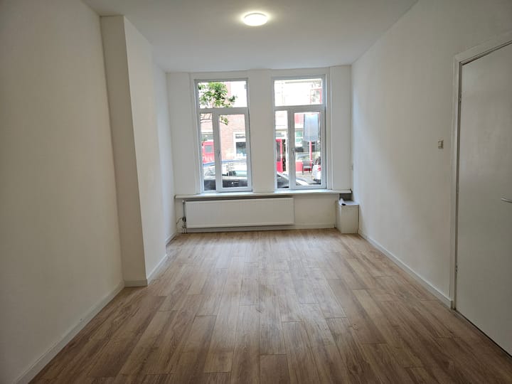 Foto 6 van Van de Veldestraat 58