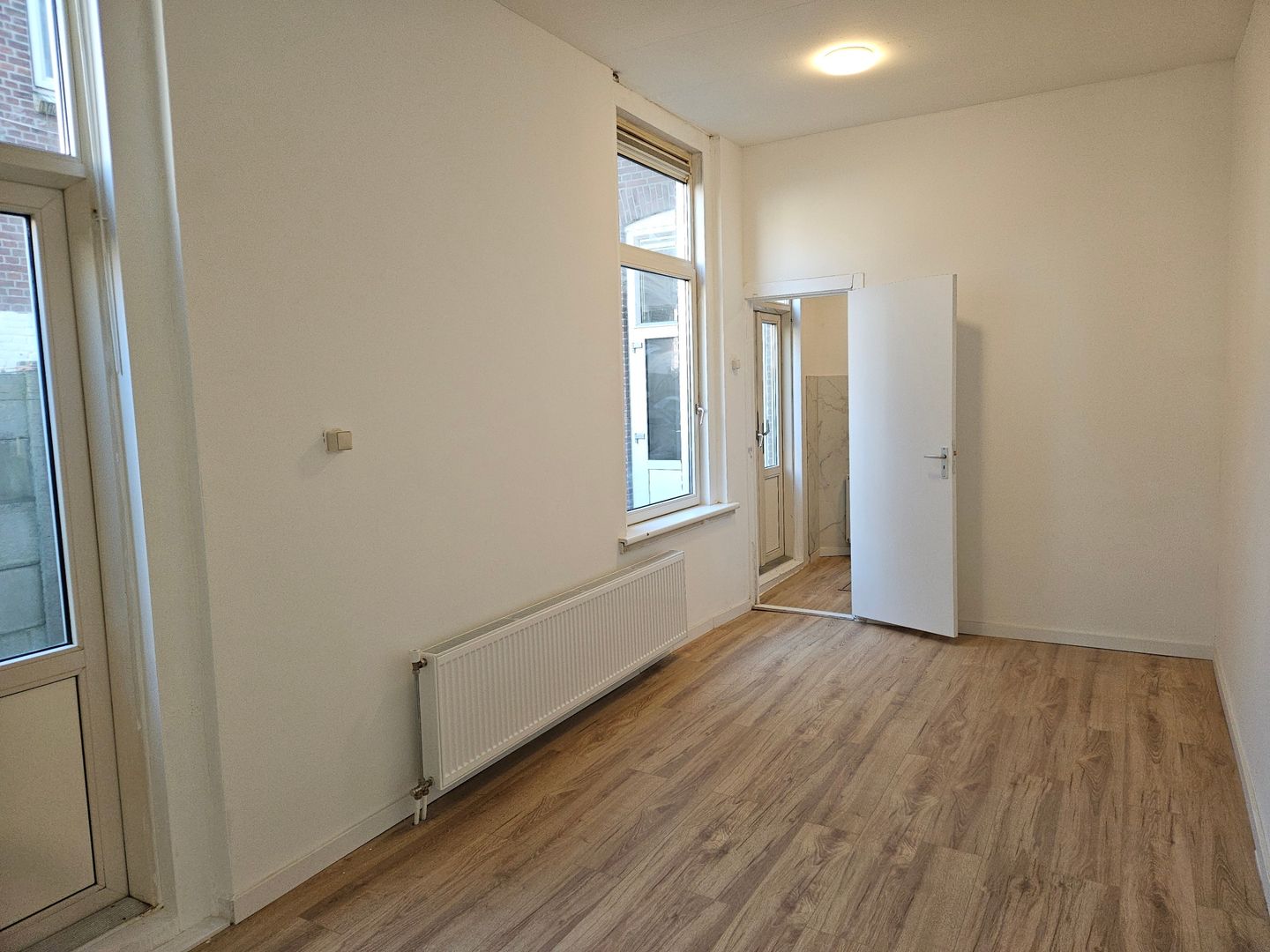 Foto 19 van Van de Veldestraat 58