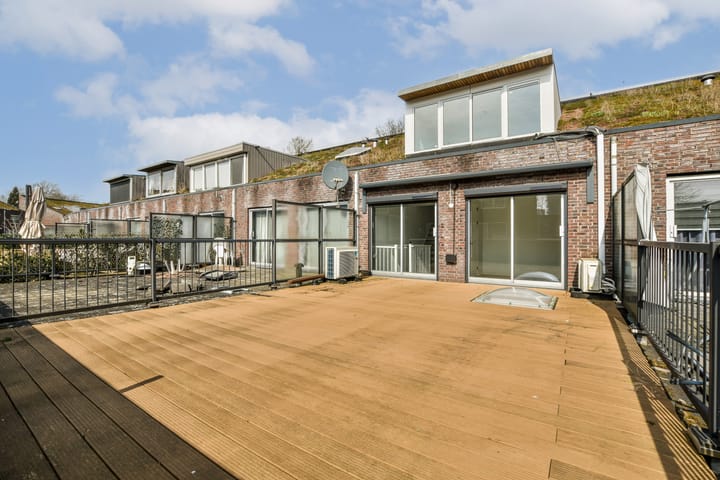 Foto 13 van Nadezjda Mandelstamstraat 7