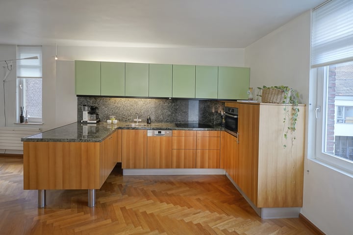 Foto 7 van Bisschopsmolengang 16-C