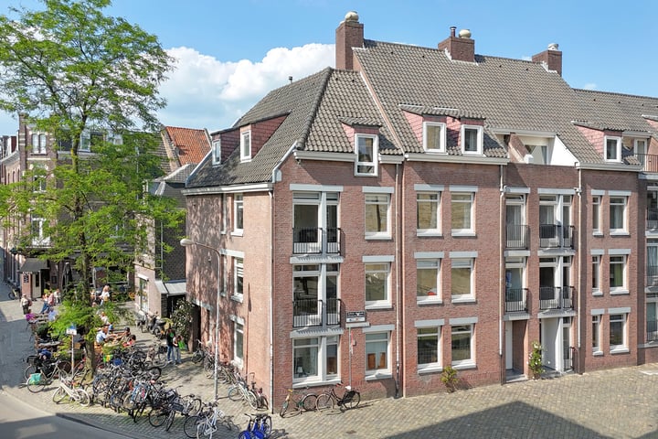 Foto 13 van Bisschopsmolengang 16-C
