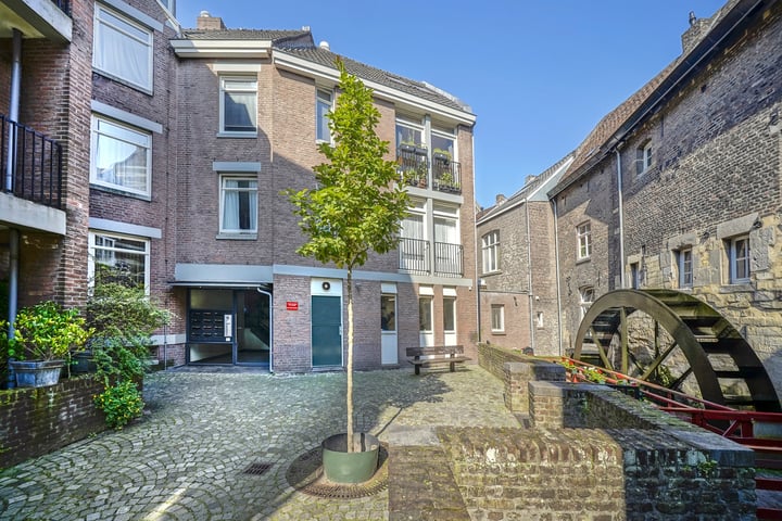 Foto 12 van Bisschopsmolengang 16-C