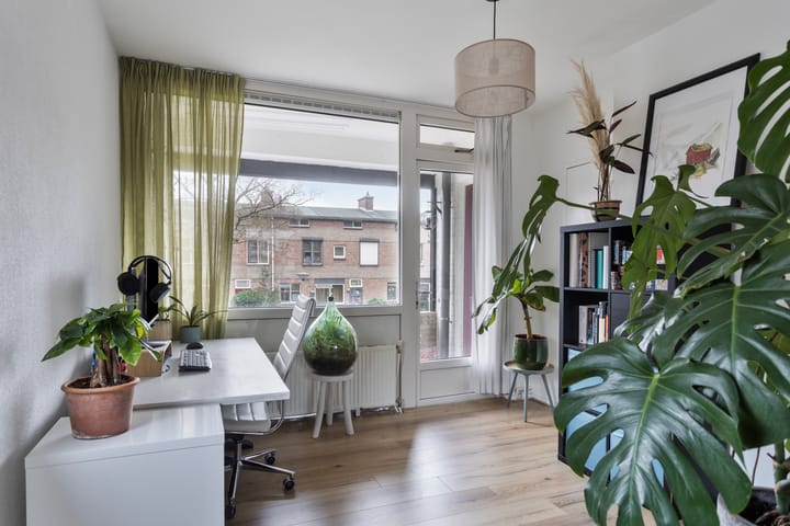 Foto 9 van Lange Wal 38-1