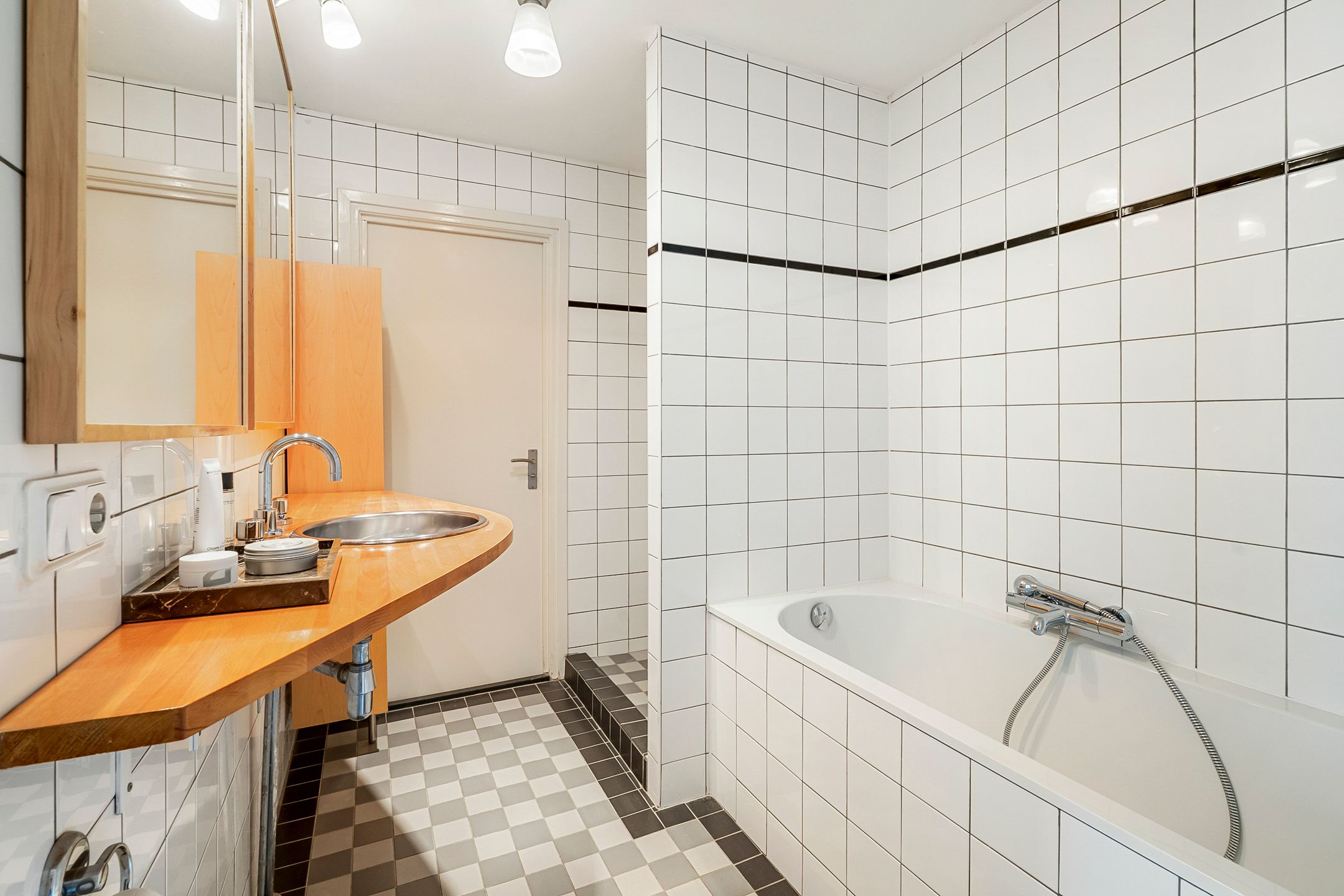 Foto 27 van Noordhollandstraat 22