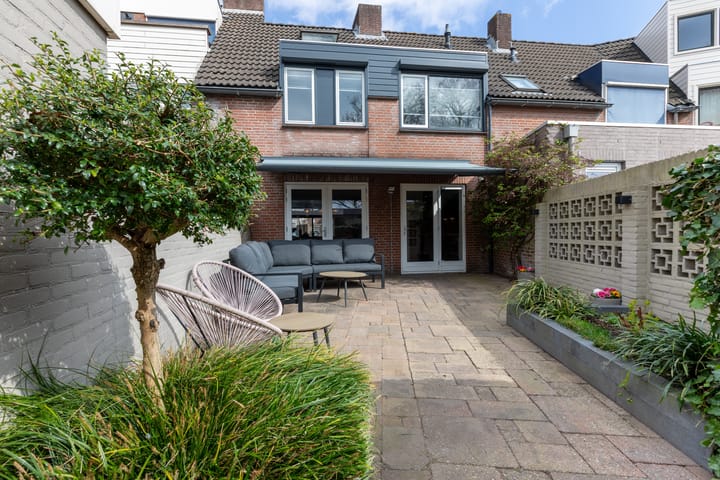 View photo of Isabellastraat 8