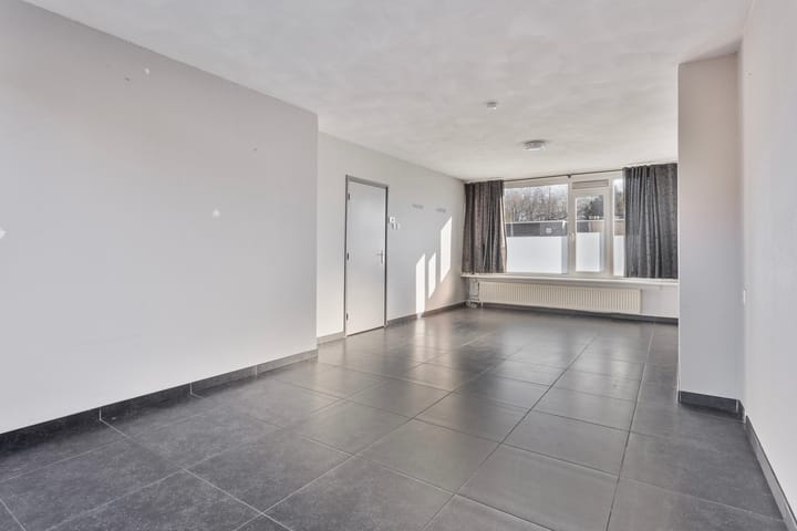 Foto 2 van Leeuwerikstraat 8