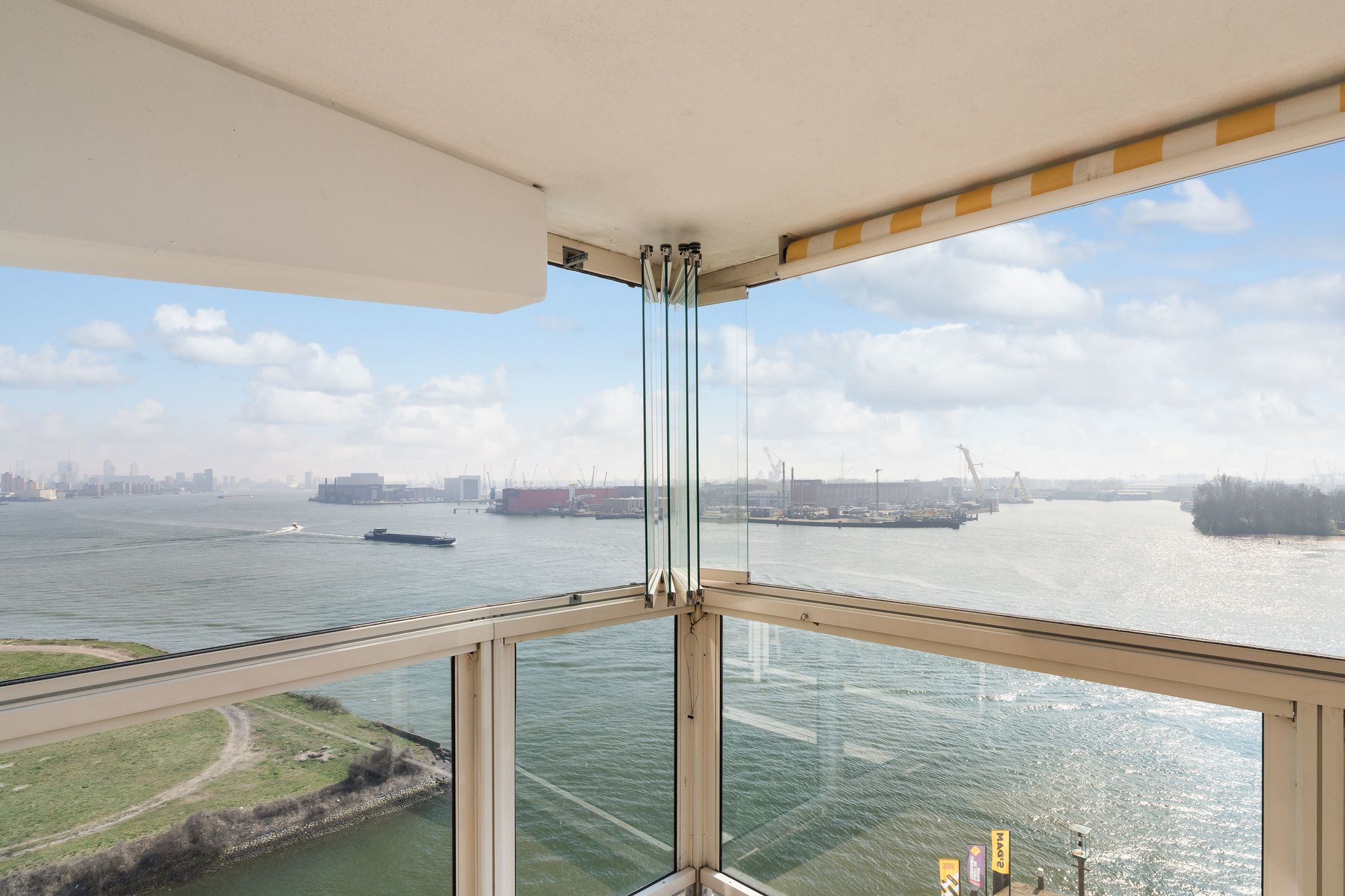 Foto 48 van Maasboulevard 62