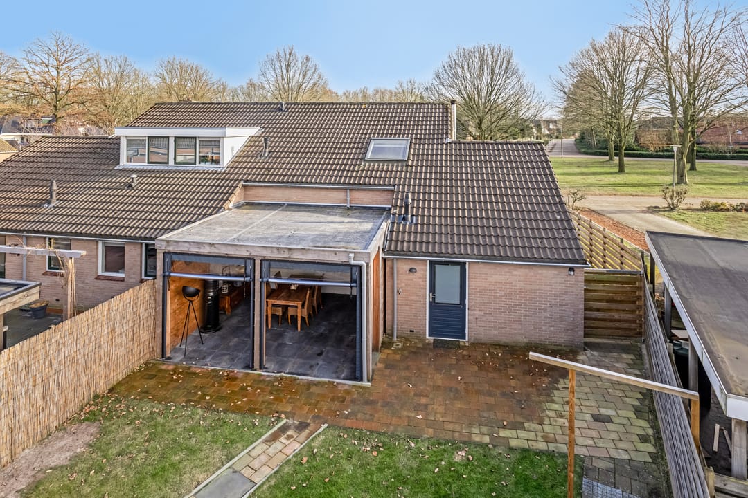 Foto 2 van Rhebruggenstraat 4