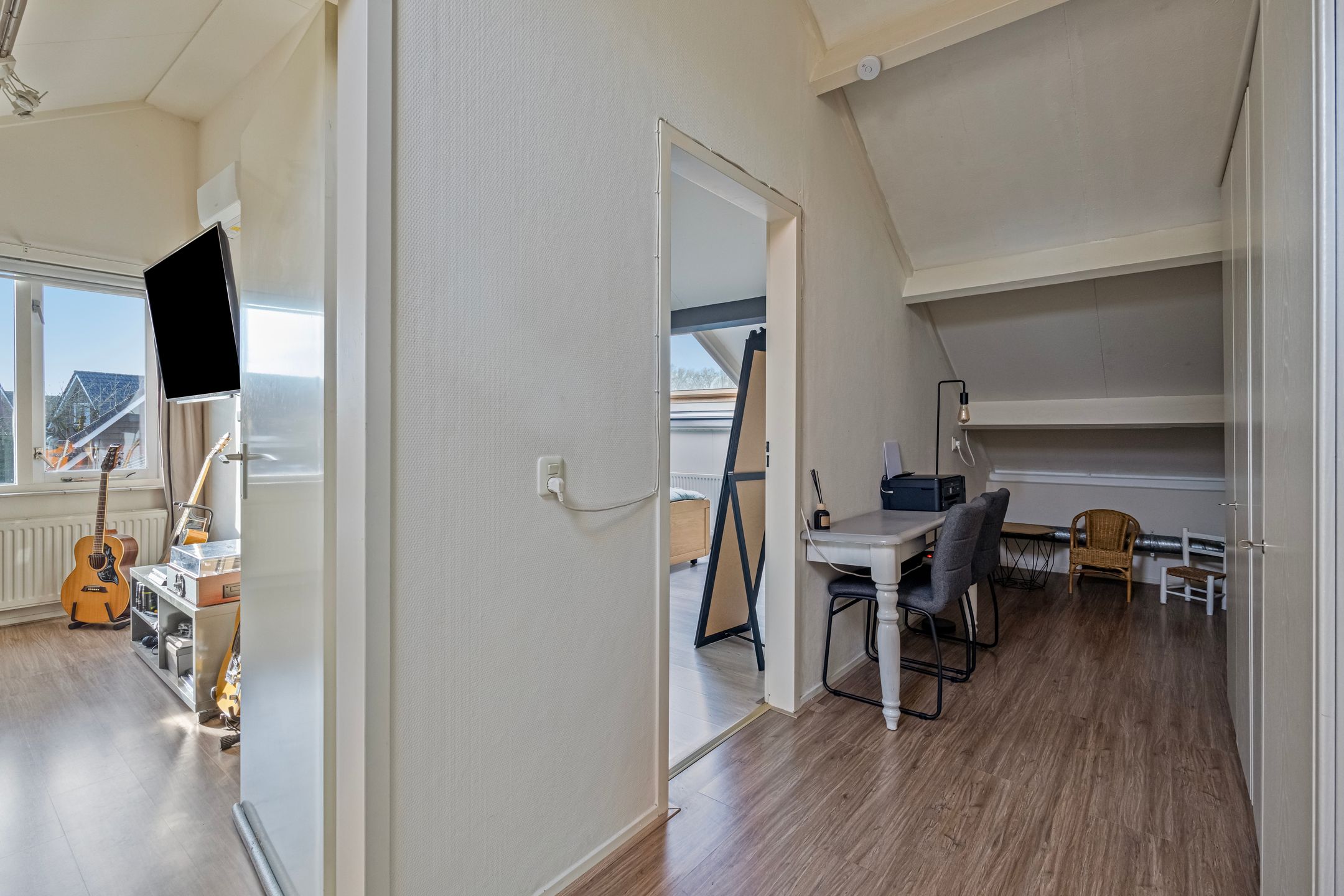 Foto 9 van Rhebruggenstraat 4